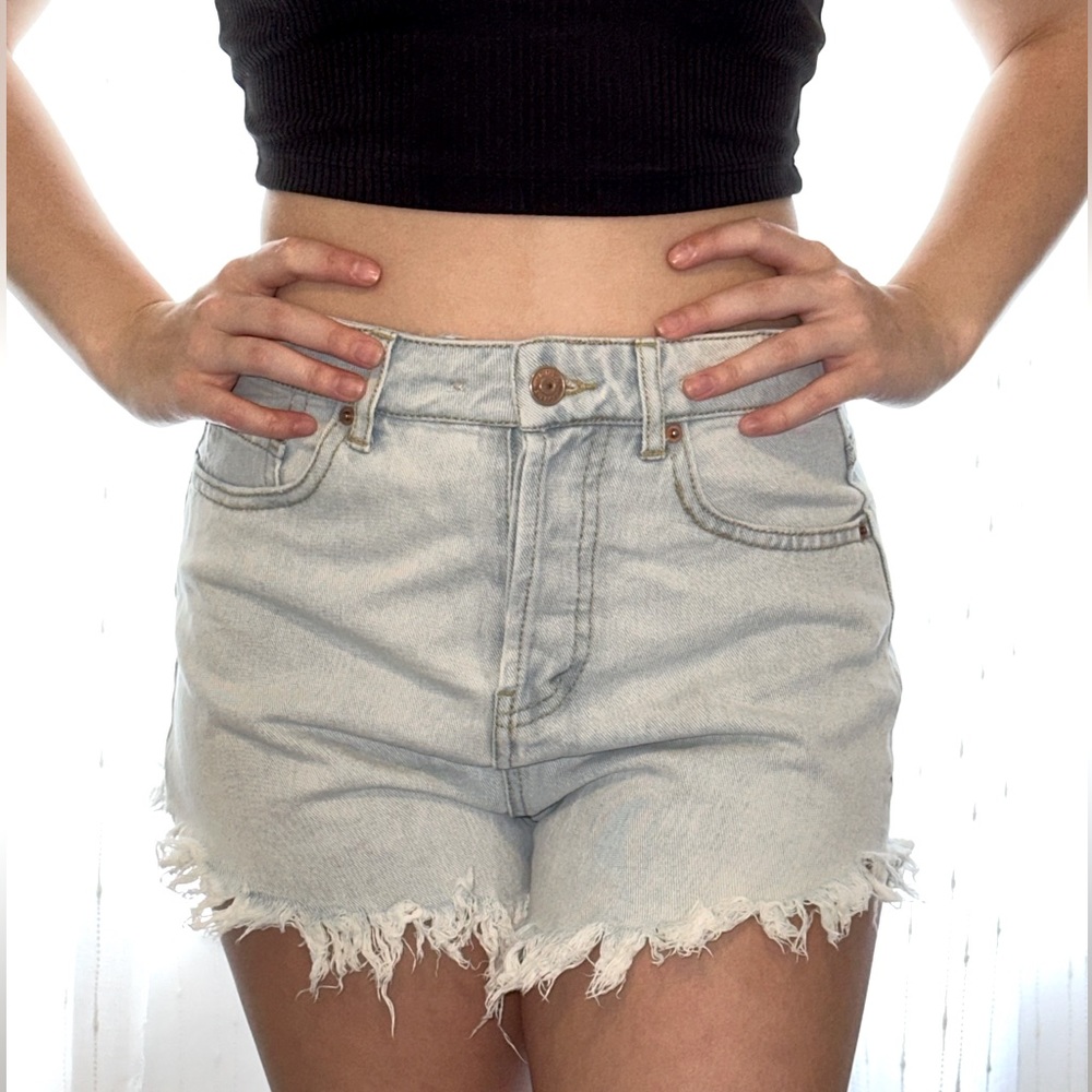 Wild Fable distressed light Jean shorts (size 0)